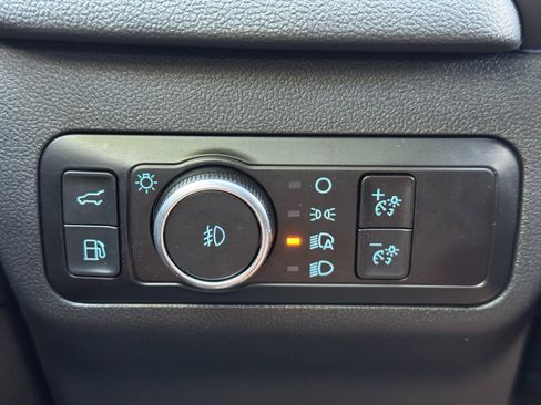 Used 2023 Ford Escape ST-Line Select AWD/4WD image 16