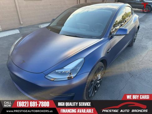 Used 2023 Tesla Model 3 Performance image 4