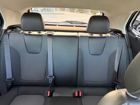 Used 2024 Buick Encore GX Preferred image 16