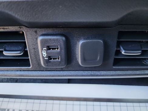 Certified 2021 Chevrolet Silverado 1500 LT image 28