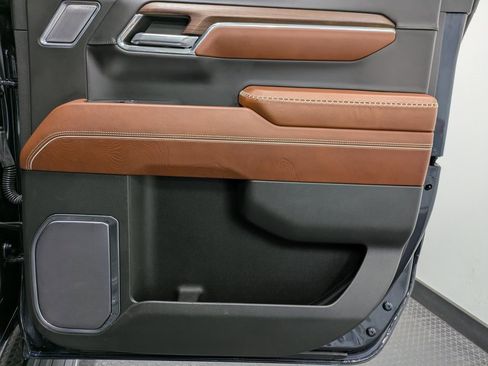 Used 2023 GMC Sierra 1500 Denali Ultimate image 25