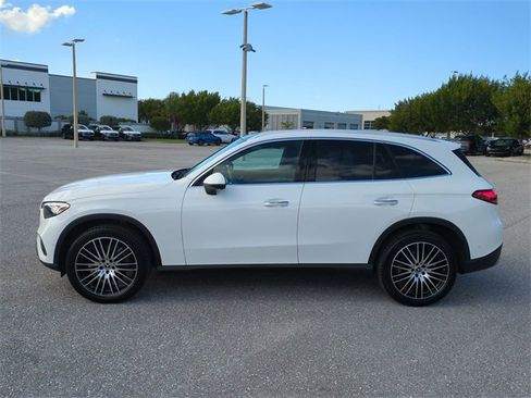 Used 2025 Mercedes-Benz GLC 300 image 7