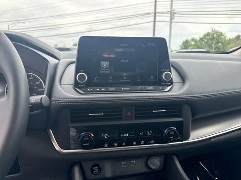 Certified 2026 Nissan Rogue SV AWD/4WD image 19