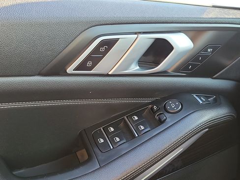 Used 2019 BMW X5 xDrive40i w/ Convenience Package AWD/4WD image 13