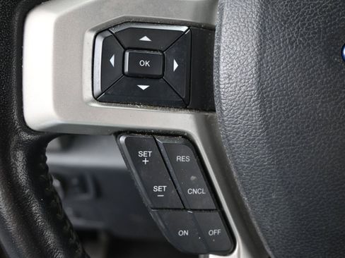 Used 2022 Ford F250 Lariat w/ Lariat Value Package AWD/4WD image 14