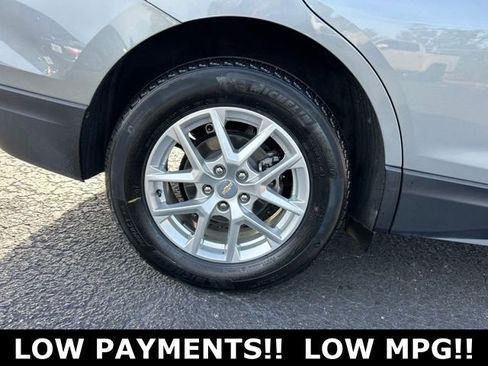 Used 2023 Chevrolet Equinox LT image 7