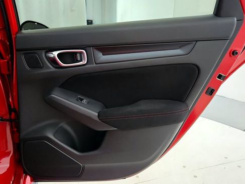 Used 2025 Honda Civic Type R image 19