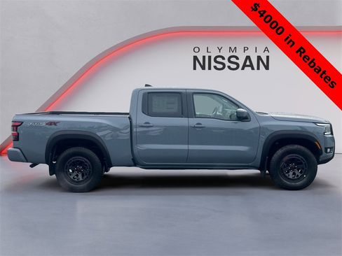 New 2025 Nissan Frontier PRO-4X w/ Pro Convenience Package image 6