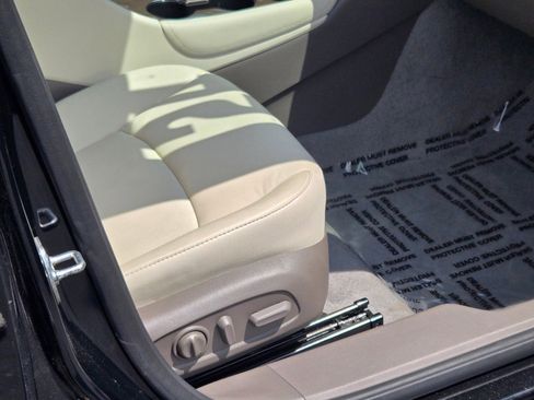 Used 2024 Chevrolet Malibu LT image 7