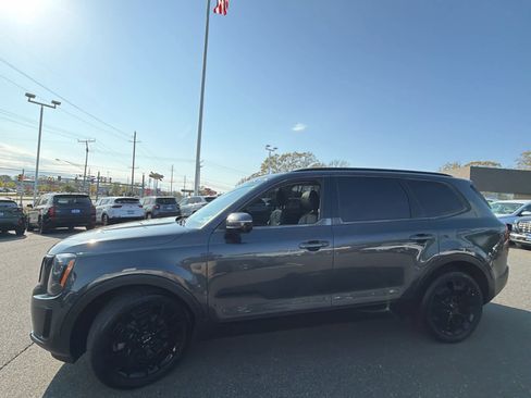 Used 2022 Kia Telluride SX w/ SX Prestige Package AWD/4WD image 6