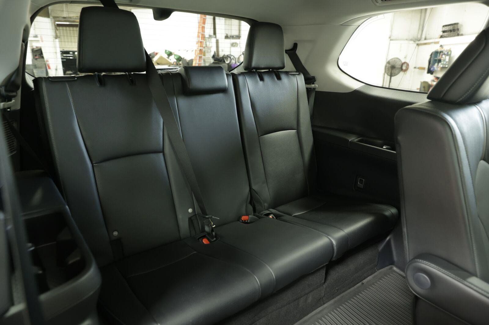 Used 2025 Toyota Grand Highlander AWD image 17