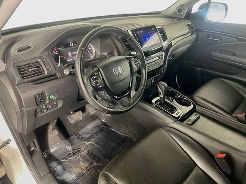 Used 2017 Honda Ridgeline RTL-E image 11