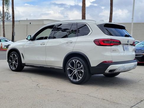 Used 2022 BMW X5 xDrive40i w/ Premium Package AWD/4WD image 3