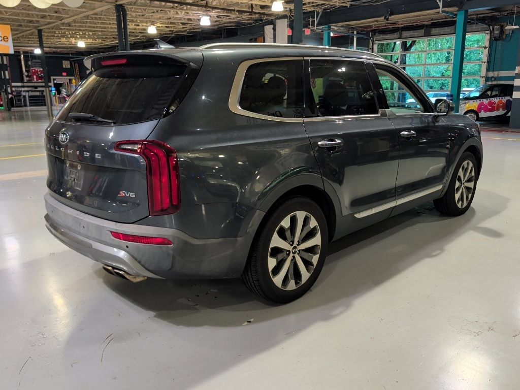 Used 2020 Kia Telluride S w/ S 8 Passenger Seating Package FWD image 12