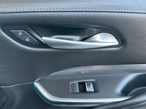 Used 2024 Cadillac XT4 Premium Luxury image 22