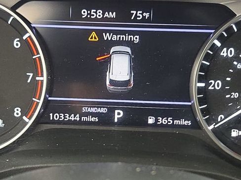 Used 2021 Nissan Rogue SV image 25