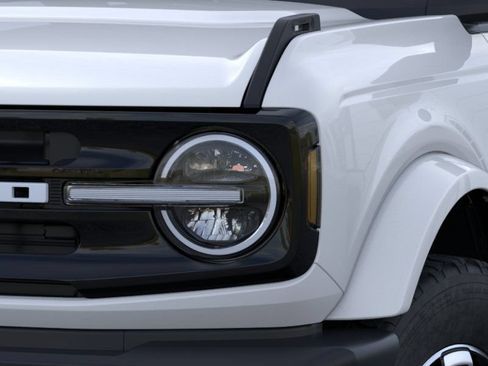 New 2026 Ford Bronco Outer Banks AWD/4WD image 20