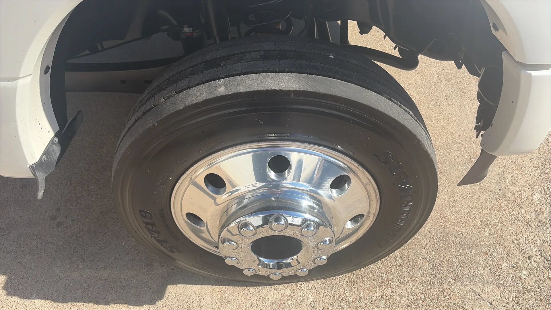 Used 2020 Ford F450 Platinum w/ FX4 Off-Road Package AWD/4WD image 10