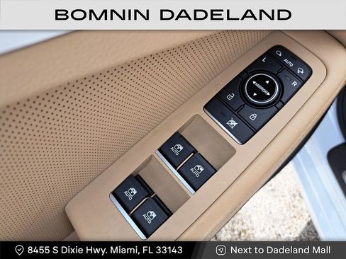 Used 2018 Genesis G80 3.8 image 11