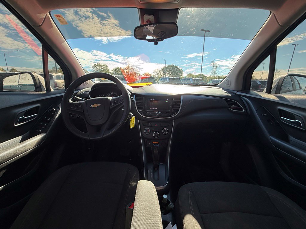 Used 2021 Chevrolet Trax LS w/ Tint and Cruise Package AWD/4WD image 26