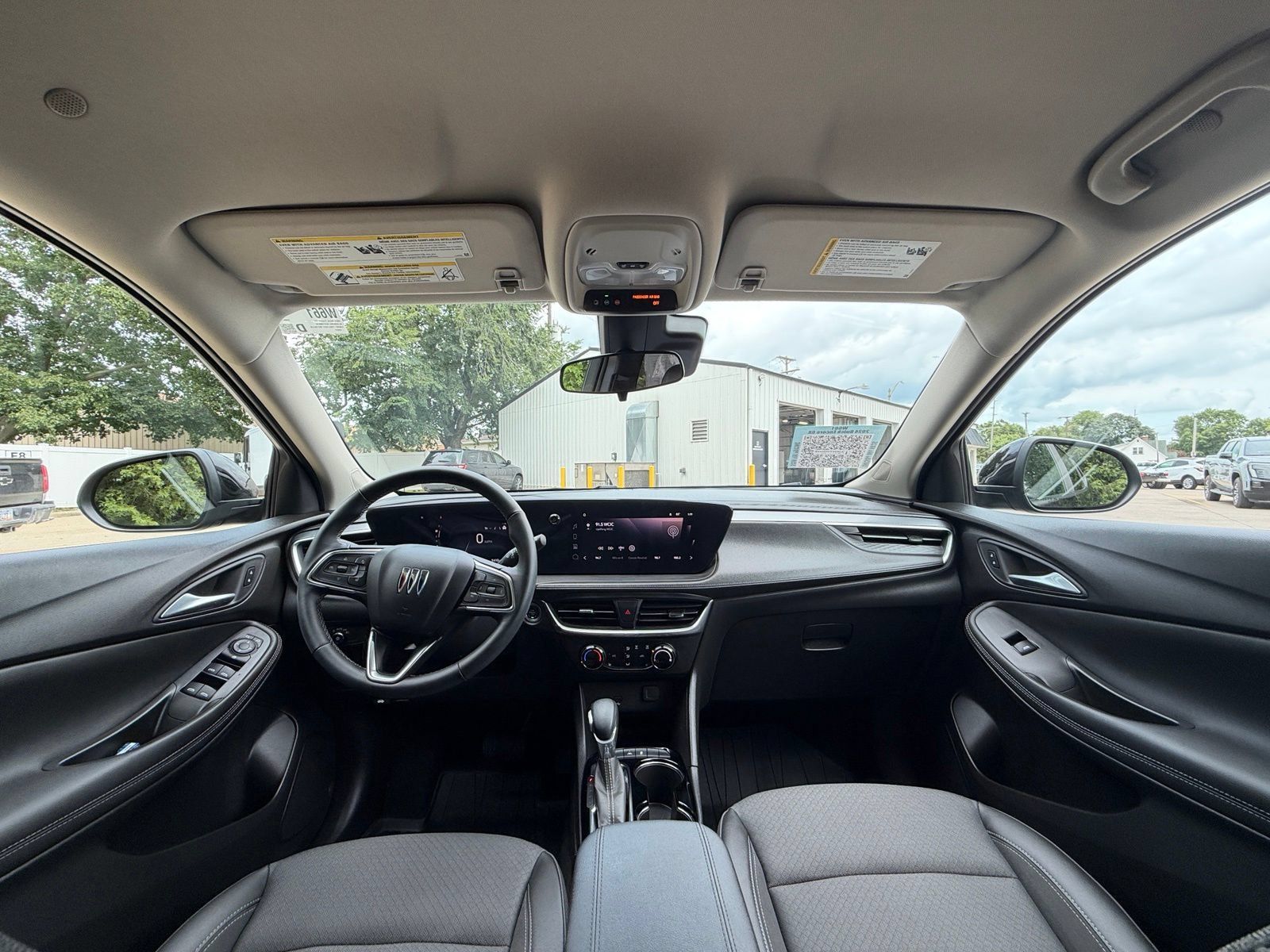 Used 2024 Buick Encore GX Preferred w/ Comfort Package FWD image 26