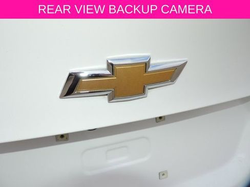 Used 2022 Chevrolet Malibu LT image 11