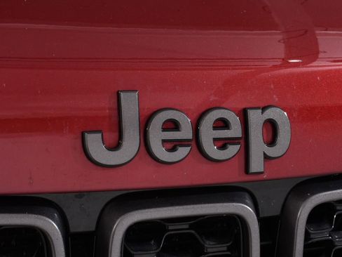Used 2021 Jeep Grand Cherokee Limited w/ Quick Order Package 28K 80th AWD/4WD image 21