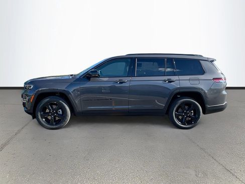 New 2025 Jeep Grand Cherokee L Limited w/ Black Appearance Package image 4