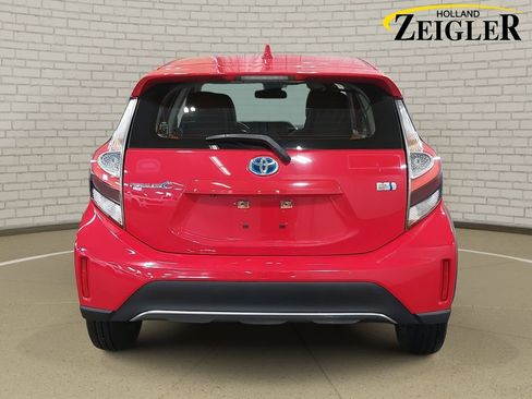 Used 2018 Toyota Prius C Four image 6