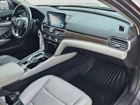 Used 2018 Honda Accord Touring image 20
