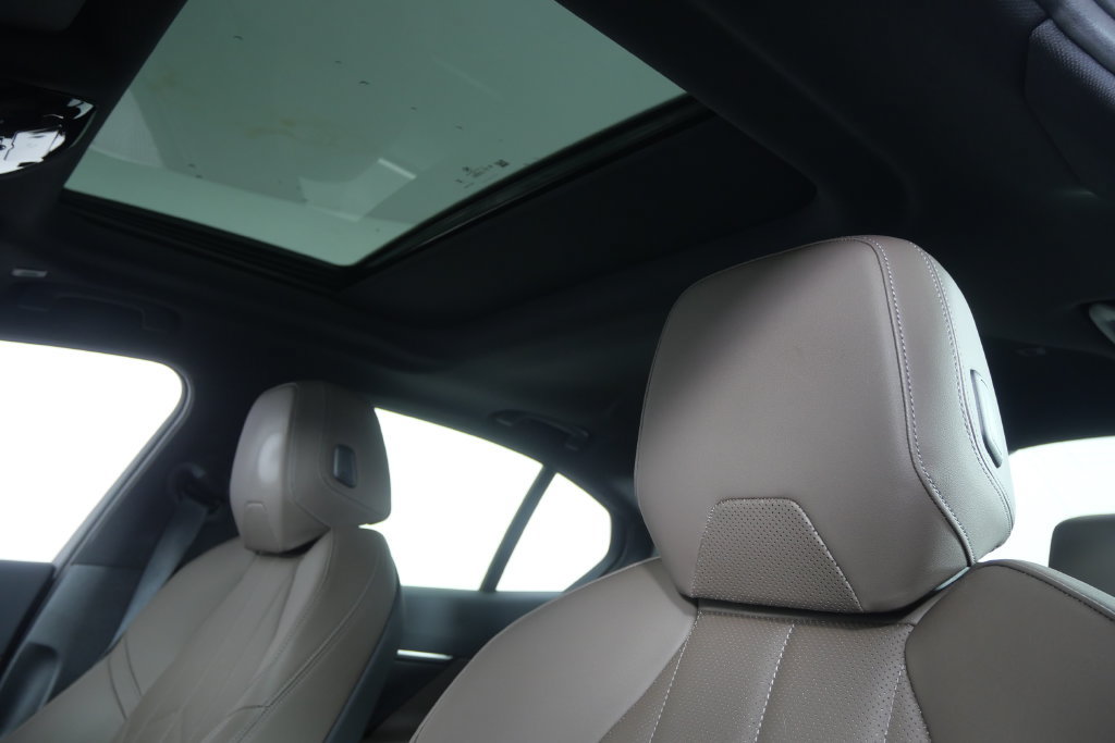 Used 2024 BMW i5 eDrive40i w/ Premium Package RWD image 12