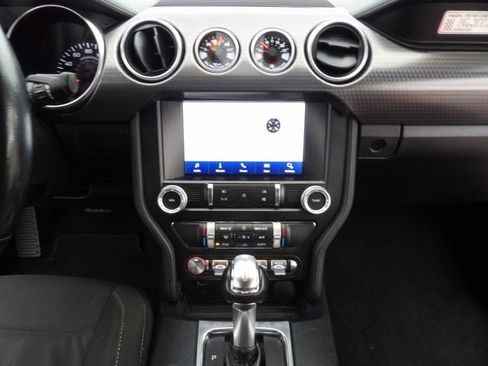 Used 2020 Ford Mustang Convertible w/ 2.3L High Performance Package image 13