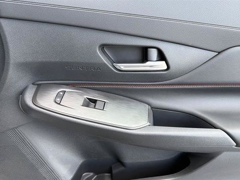 New 2027 Nissan Sentra SR w/ SR All Weather Package FWD image 18