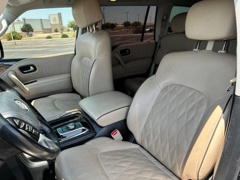 Used 2022 Nissan Armada Platinum RWD image 5