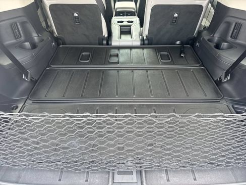 Used 2025 Honda Pilot Touring image 18
