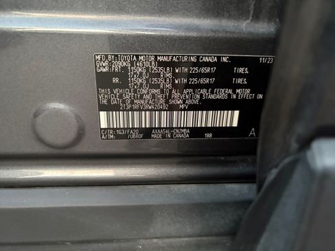 Certified 2024 Toyota RAV4 XLE AWD/4WD image 32