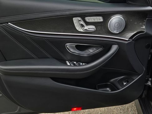 Used 2019 Mercedes-Benz E 63 AMG S image 12