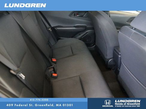 Used 2024 Toyota Prius LE FWD image 28