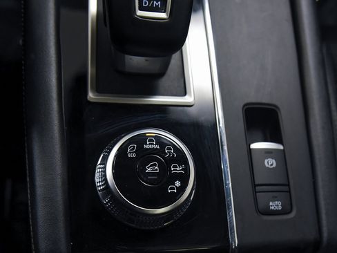 Used 2024 Mitsubishi Outlander SE Black Edition image 26