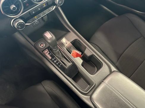 Used 2023 Nissan Sentra S FWD image 24