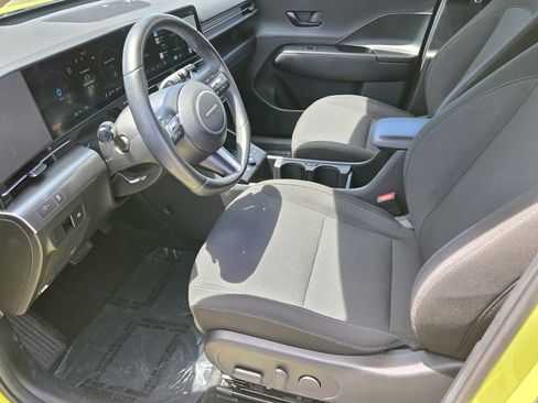 Certified 2024 Hyundai Kona SEL FWD image 10