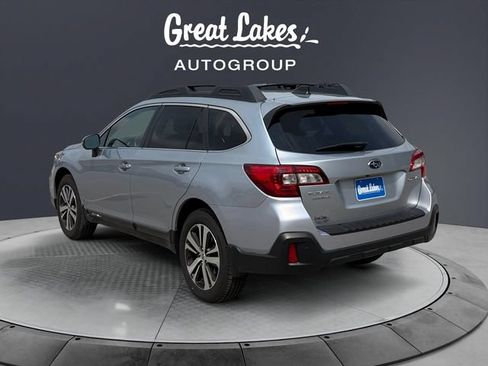 Used 2018 Subaru Outback 2.5i Limited AWD/4WD image 3