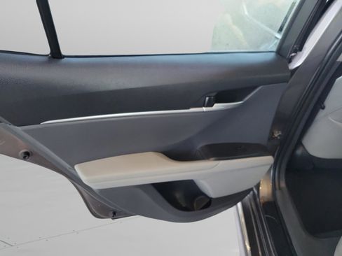 Used 2023 Toyota Camry SE image 26