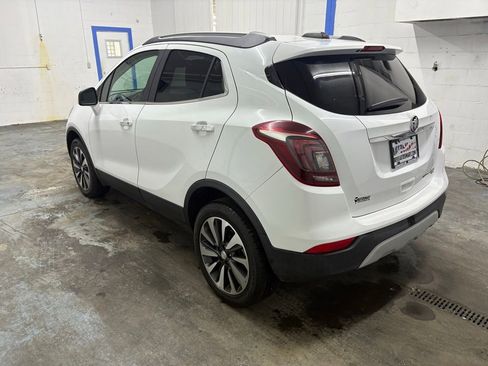 Used 2021 Buick Encore Preferred AWD/4WD image 4