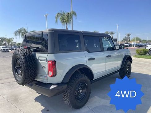 Used 2023 Ford Bronco Black Diamond image 8