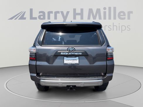 Certified 2023 Toyota 4Runner TRD Off-Road Premium w/ Moonroof Package AWD/4WD image 4