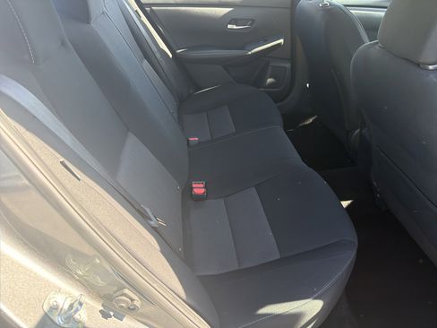 Used 2023 Nissan Sentra SV FWD image 25