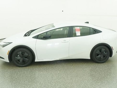 New 2026 Toyota Prius SE image 41