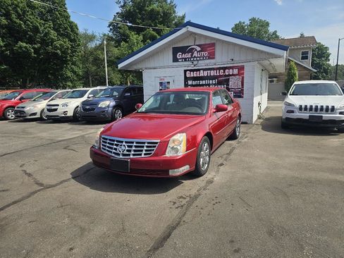 Used 2007 Cadillac DTS Luxury I w/ Trunk Convenience Package FWD image 4