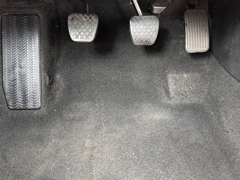 Used 2017 Honda Accord LX image 23